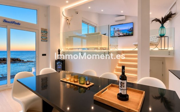 Resale - Detached villa - Estepona - Estepona Centro