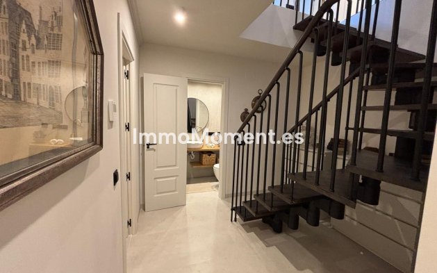 Reventa - Apartamento - Marbella - Nueva Andalucía