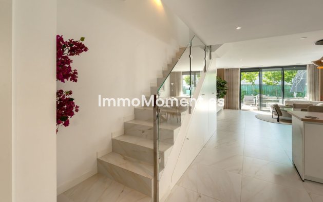 Revente - Villa individuelle - Estepona  - Selwo