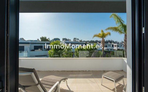 Revente - Villa individuelle - Estepona  - Selwo
