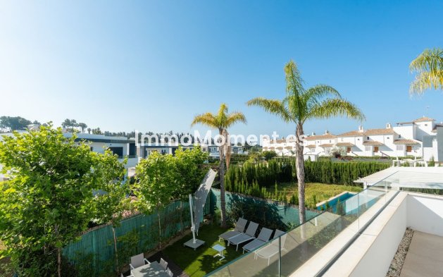 Revente - Villa individuelle - Estepona  - Selwo