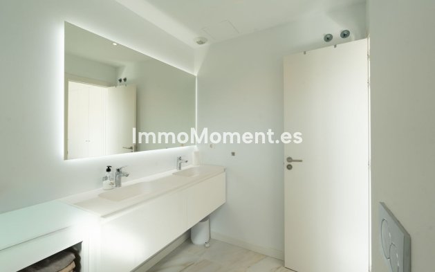 Revente - Villa individuelle - Estepona  - Selwo