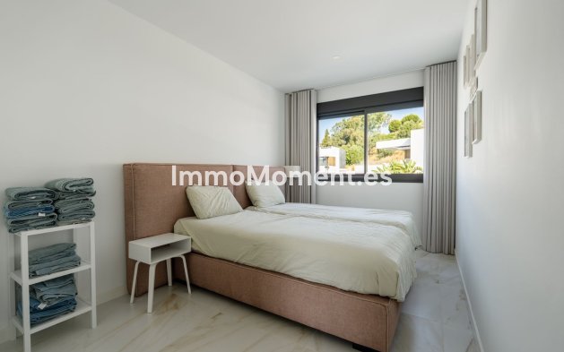 Revente - Villa individuelle - Estepona  - Selwo