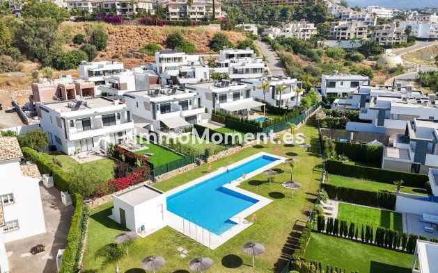 Revente - Villa individuelle - Estepona  - Selwo