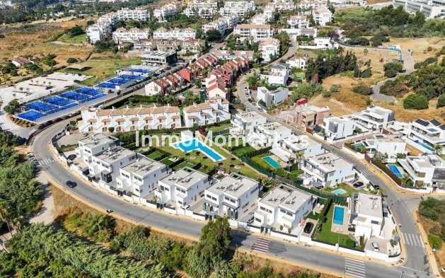 Revente - Villa individuelle - Estepona  - Selwo