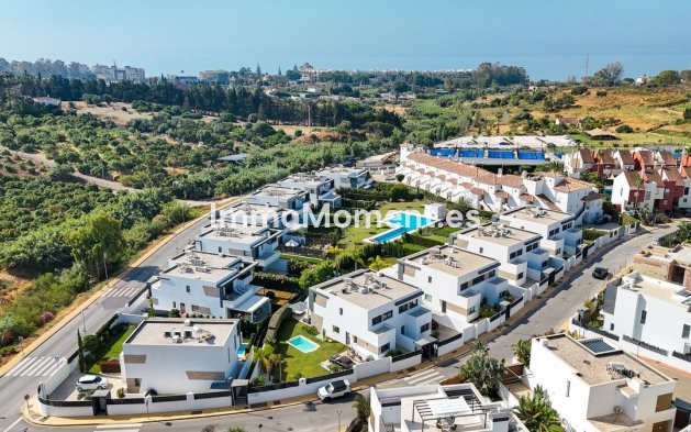 Revente - Villa individuelle - Estepona  - Selwo
