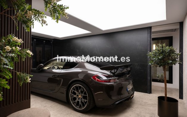 Wiederverkauf - Freistehende Villa - Marbella - The Golden Mile