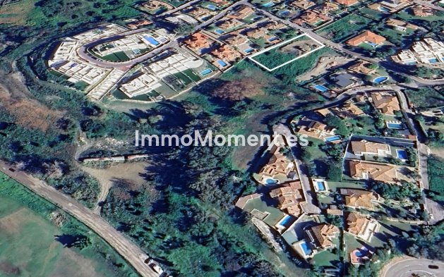Resale - Plot - Marbella - San Pedro de Alcántara