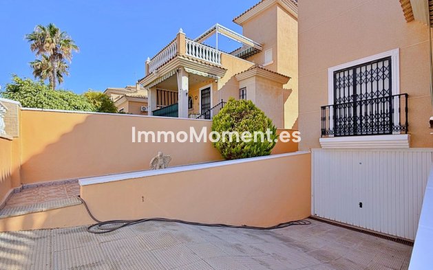 Wiederverkauf - Freistehende Villa - Orihuela - Orihuela Costa