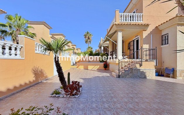 Wiederverkauf - Freistehende Villa - Orihuela - Orihuela Costa