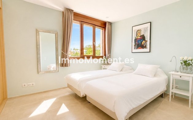 Reventa - Apartamento - Marbella - Altos de los Monteros