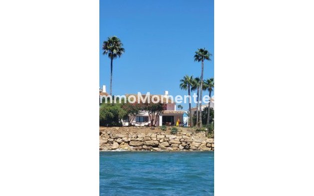 Bestaande woning - Vrijstaande villa - Estepona  - Estepona Centro