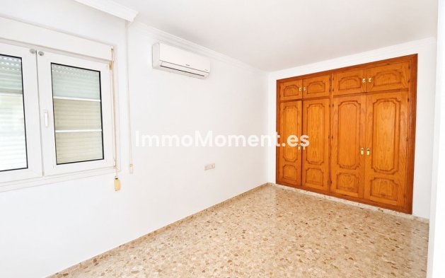 Revente - Maison de campagne - Estepona  - Estepona Centro