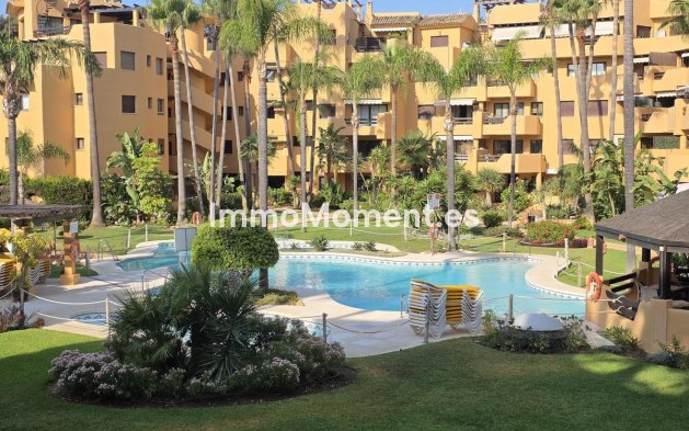 Reventa - Apartamento - Estepona  - Costalita