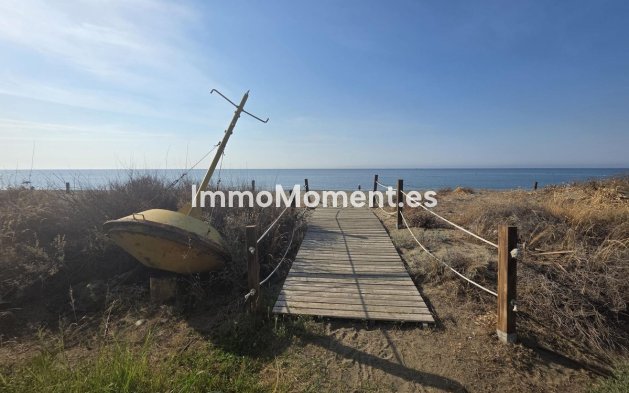 Reventa - Apartamento - Estepona  - Costalita