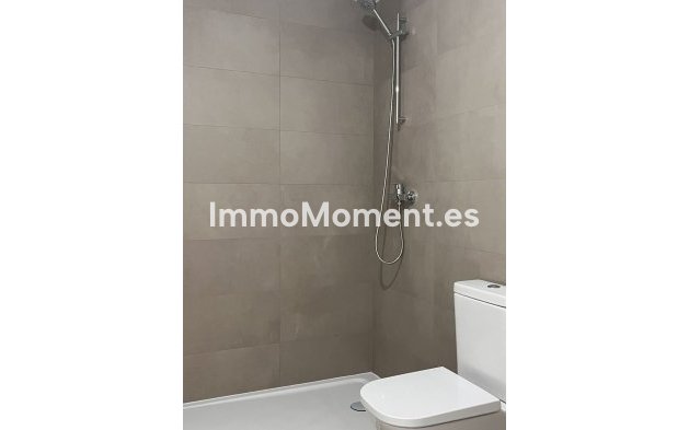 Resale - Apartment - Torremolinos - Los Alamos