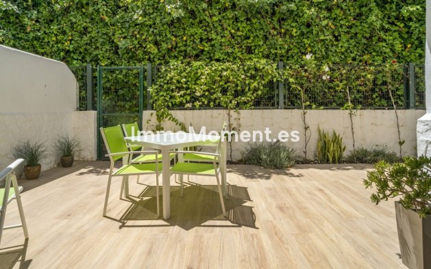 Revente - Appartement - Estepona  - Estepona Centro