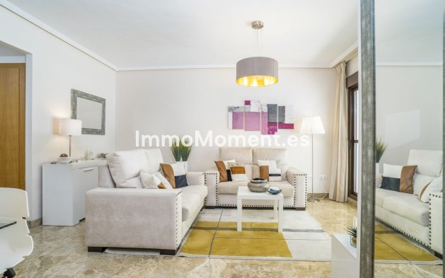 Revente - Appartement - Estepona  - Estepona Centro