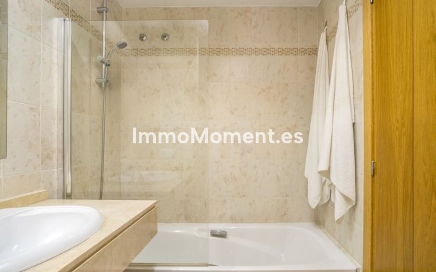 Revente - Appartement - Estepona  - Estepona Centro