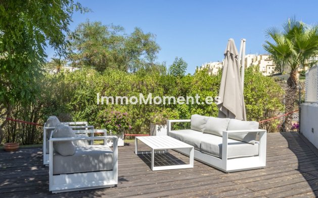 Revente - Appartement - Estepona  - Estepona Centro