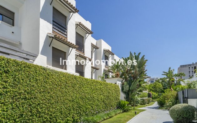 Revente - Appartement - Estepona  - Estepona Centro