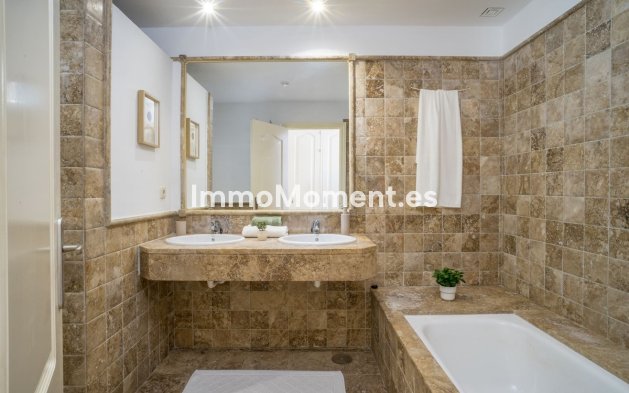 Reventa - Apartamento - Estepona  - Atalaya