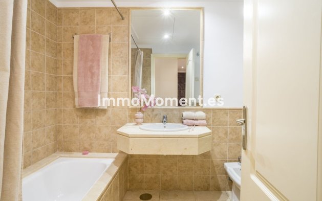 Reventa - Apartamento - Estepona  - Atalaya