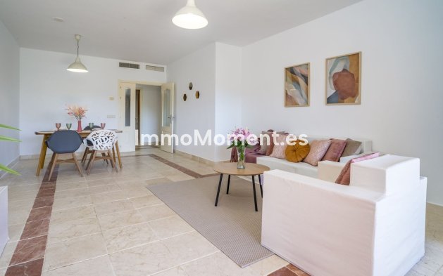 Reventa - Apartamento - Estepona  - Atalaya