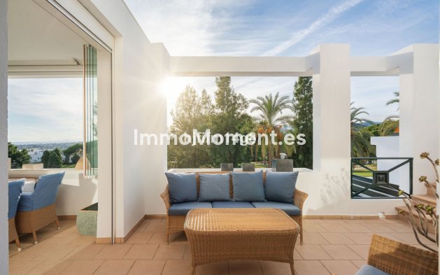 Resale - Apartment - Benahavís - La Quinta