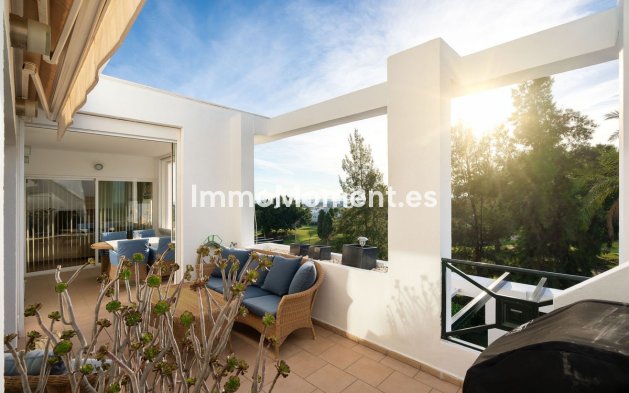 Resale - Apartment - Benahavís - La Quinta