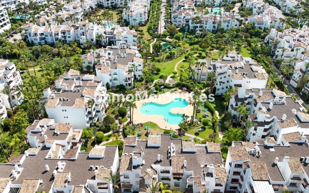 Wiederverkauf - Wohnung - Estepona  - Costalita