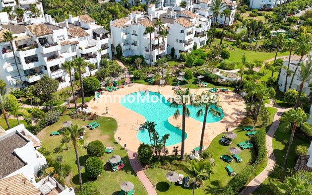 Wiederverkauf - Wohnung - Estepona  - Costalita