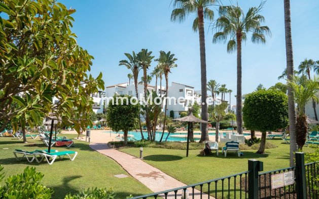 Wiederverkauf - Wohnung - Estepona  - Costalita