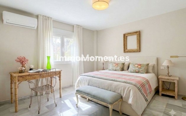 Revente - Appartement - Málaga - Limonar