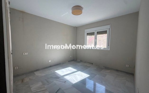 Revente - Appartement - Málaga - Limonar