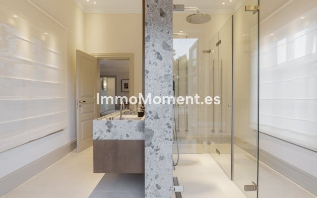 Bestaande woning - Vrijstaande villa - Marbella - Nueva Andalucía