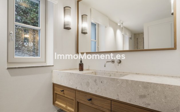 Bestaande woning - Vrijstaande villa - Marbella - Nueva Andalucía
