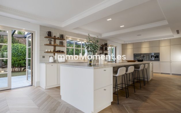 Bestaande woning - Vrijstaande villa - Marbella - Nueva Andalucía