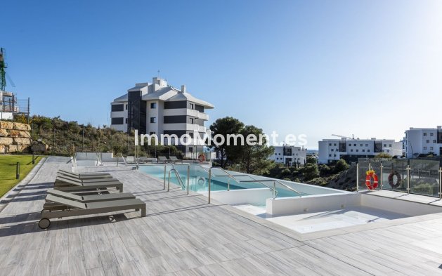 Resale - Apartment - Fuengirola - Higueron