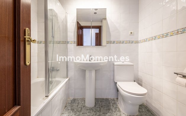 Wiederverkauf - Wohnung - Estepona  - Selwo