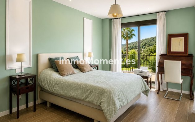 Bestaande woning - Vrijstaande villa - Estepona  - Selwo