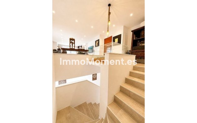 Bestaande woning - Vrijstaande villa - Estepona  - Selwo