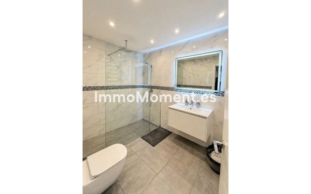 Bestaande woning - Vrijstaande villa - Estepona  - Selwo