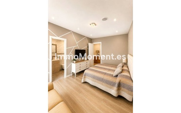 Bestaande woning - Vrijstaande villa - Estepona  - Selwo