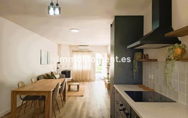 Reventa - Villa independiente - Orihuela - La Regia