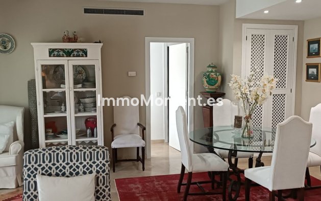 Bestaande woning - Appartement - Estepona  - Estepona Centro