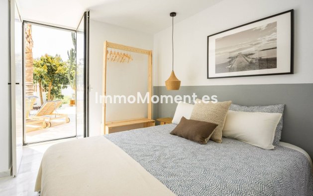 Resale - Detached villa - Marbella - La Campana