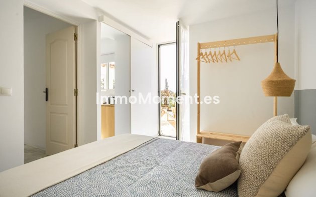 Resale - Detached villa - Marbella - La Campana