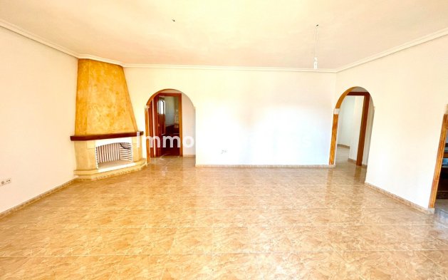 Resale - Detached villa - Catral - Catral Centro