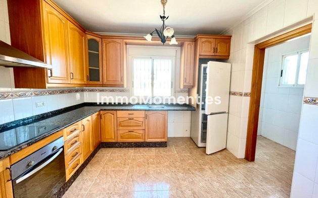 Resale - Detached villa - Catral - Catral Centro